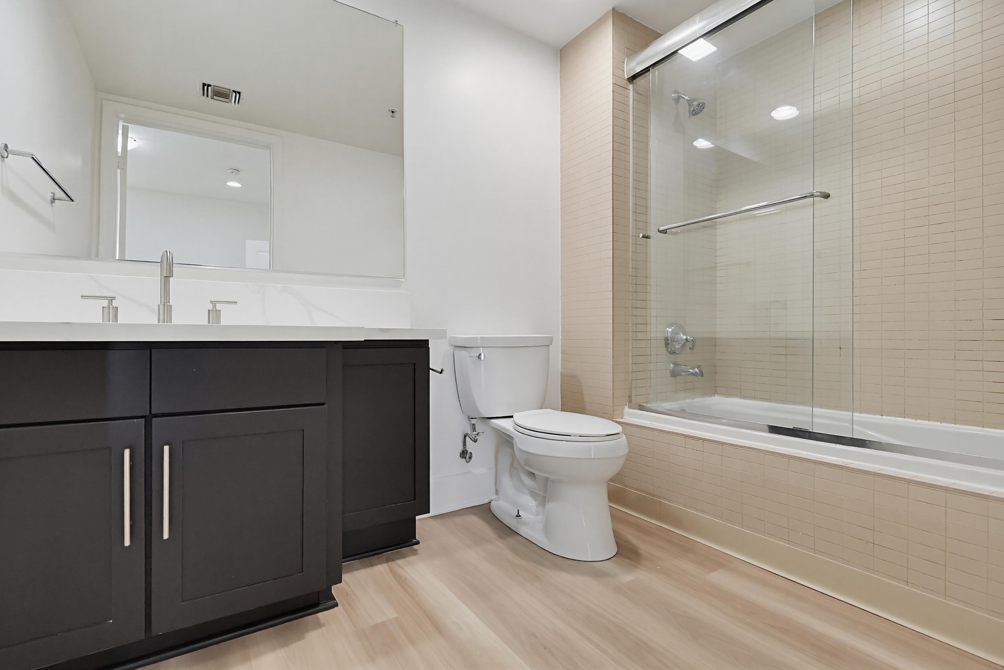 Virtual tour photo 131 of 161 for 11011 Huston St