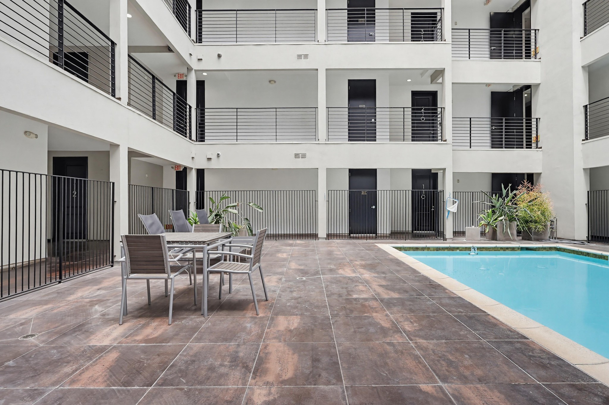Virtual tour photo 146 of 161 for 11011 Huston St