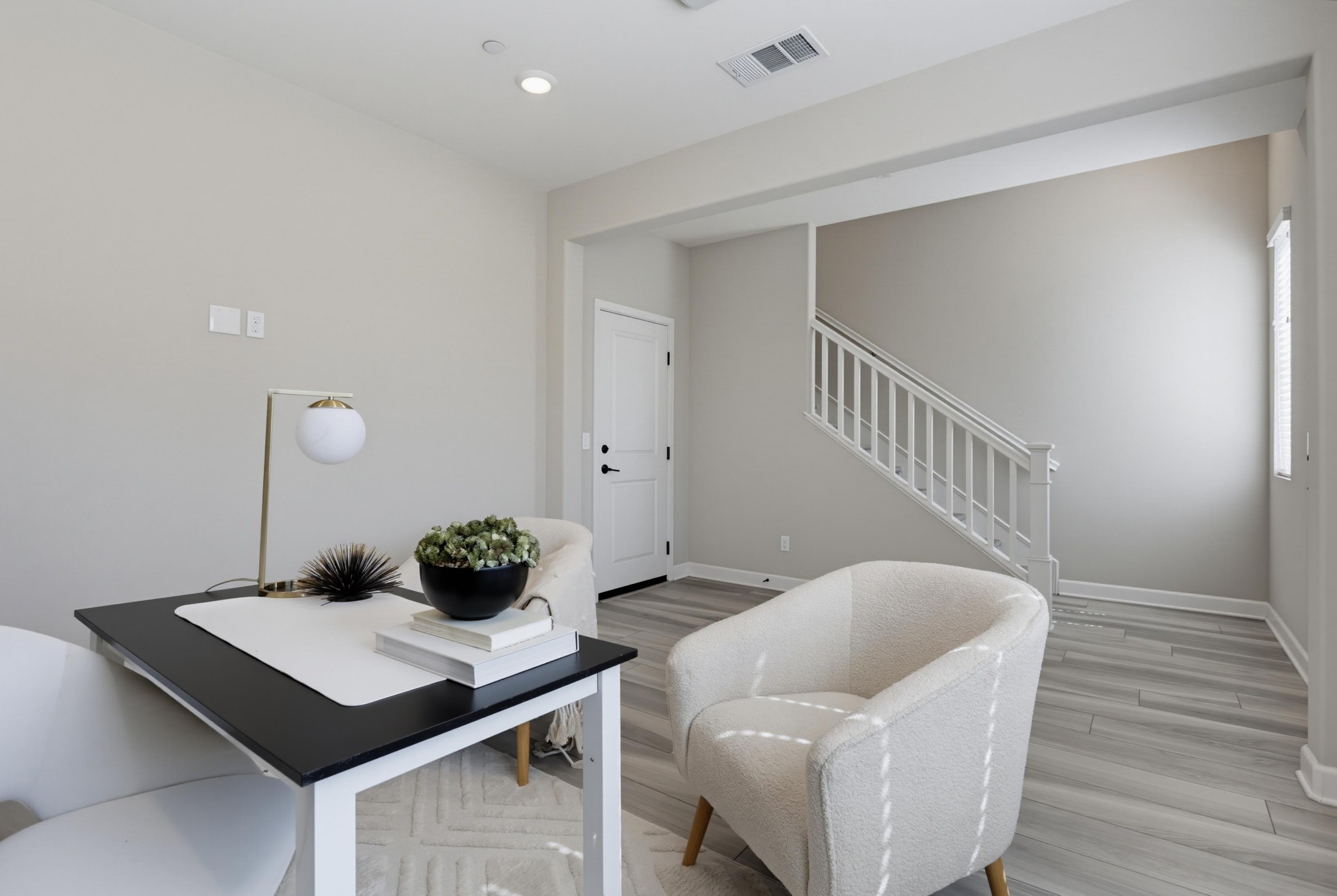 Virtual tour photo 10 of 46 for 11011 Logan Way