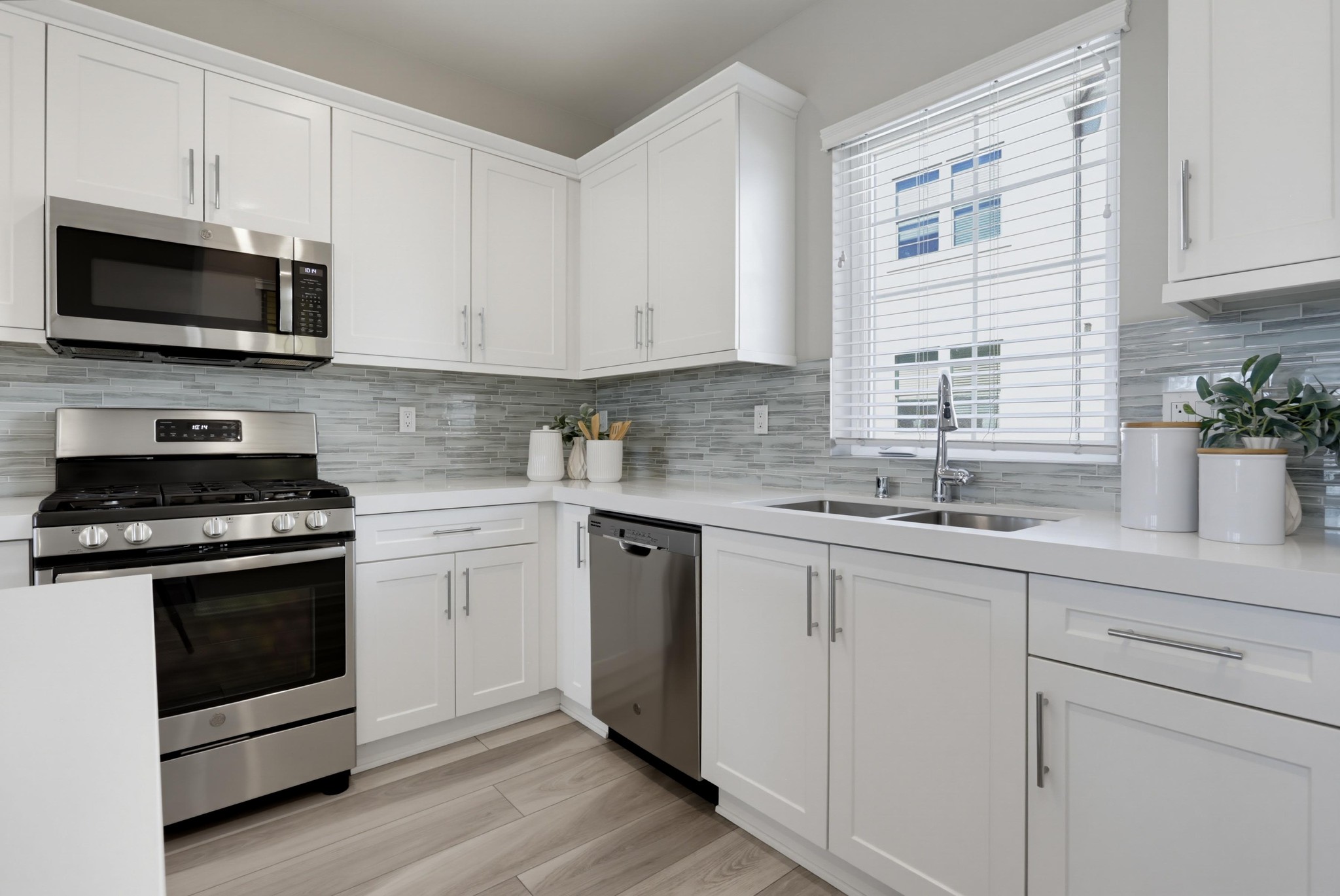 Virtual tour photo 19 of 46 for 11011 Logan Way