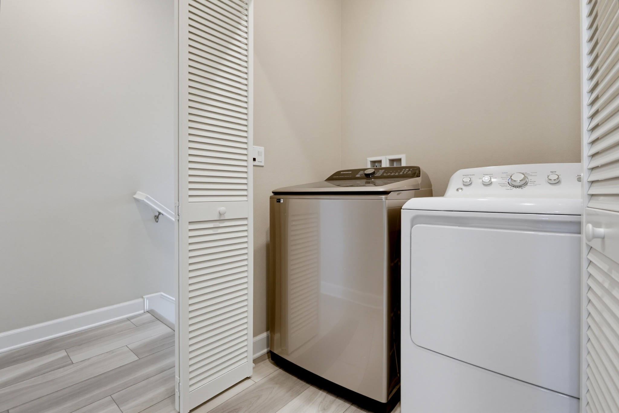 Virtual tour photo 22 of 46 for 11011 Logan Way