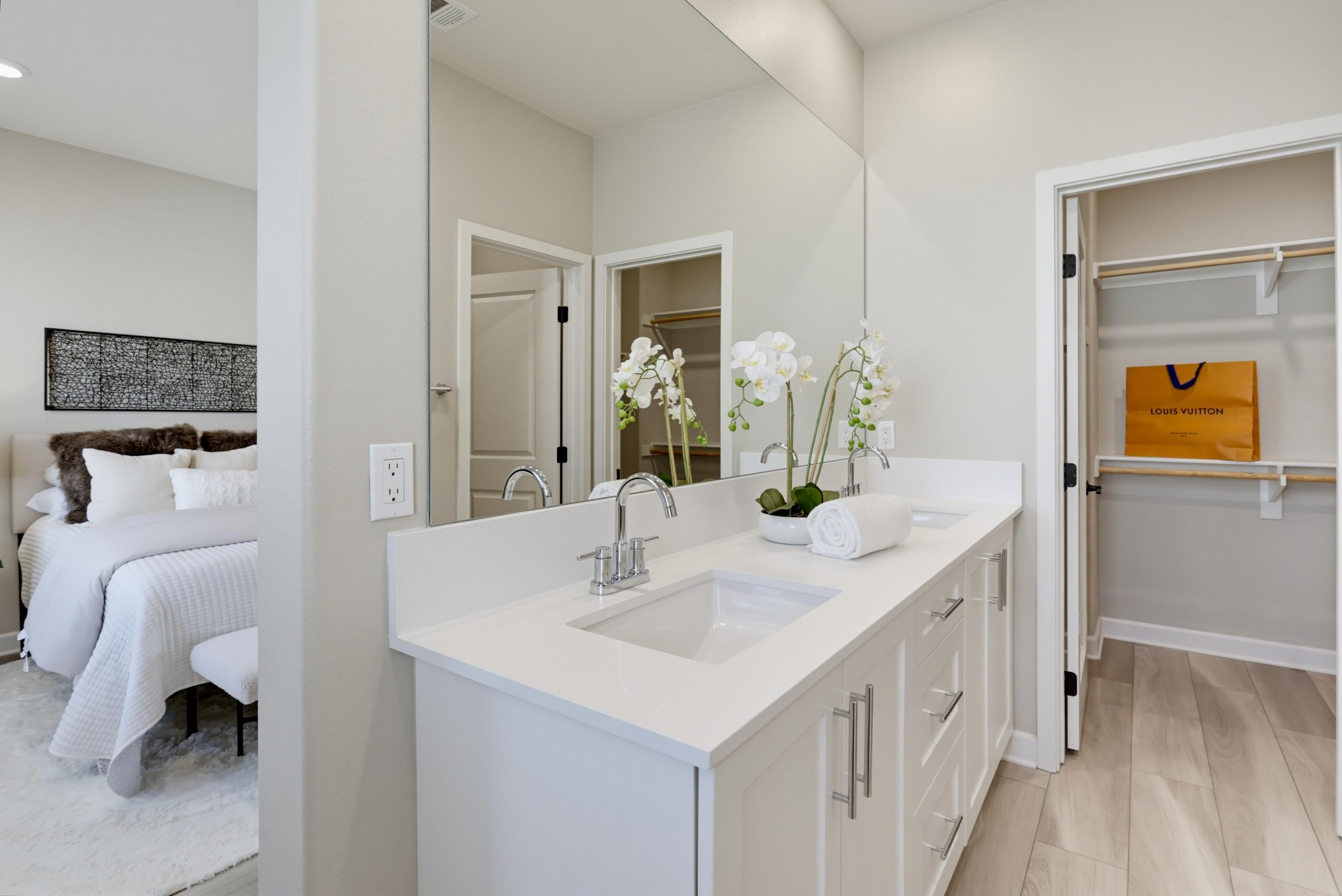 Virtual tour photo 36 of 46 for 11011 Logan Way