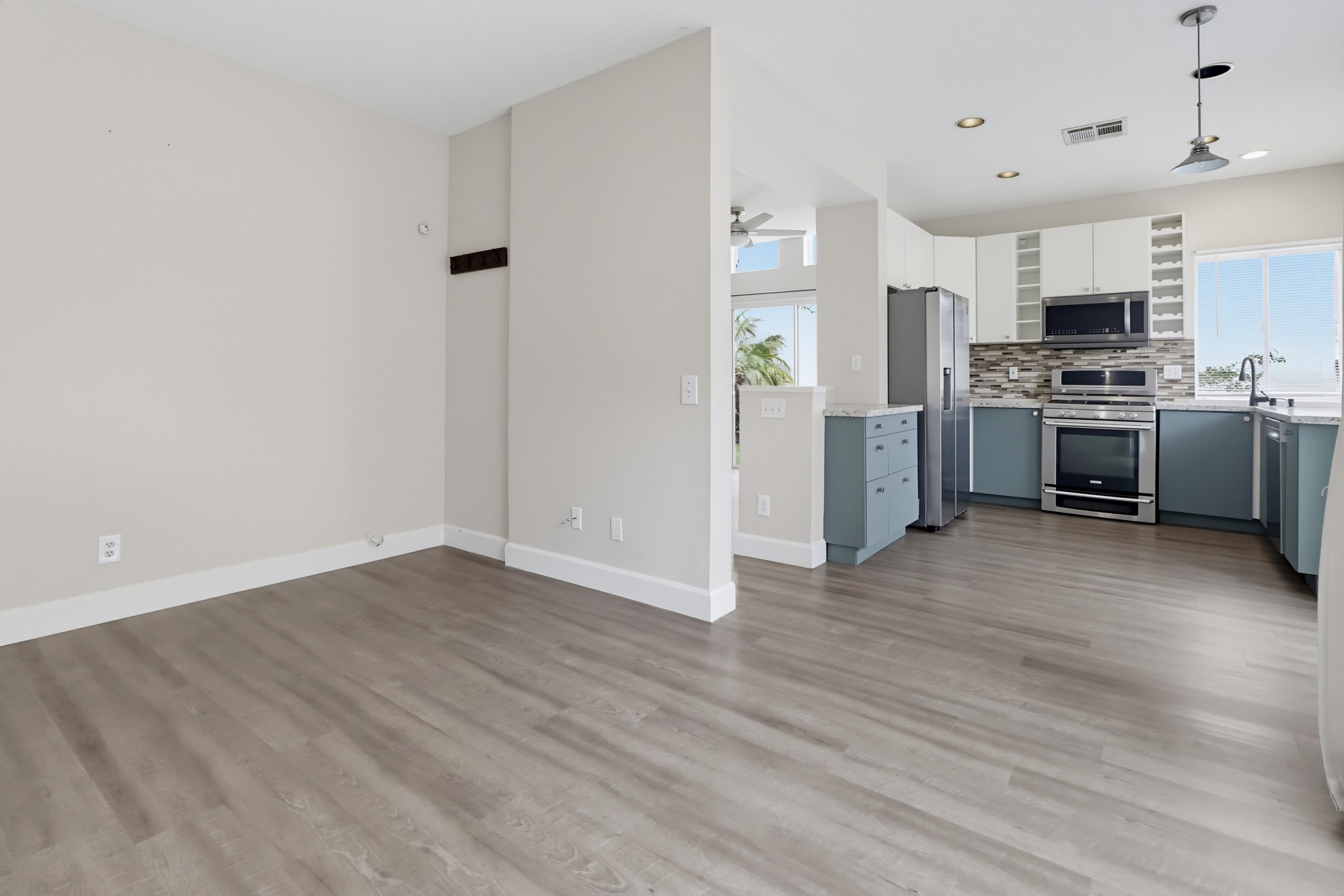 Virtual tour photo 21 of 52 for 1103 Pacific Grove Loop