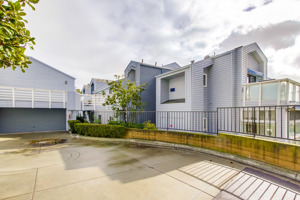 Virtual tour photo 7 of 60 for 11031 Caminito Vista Pacifica