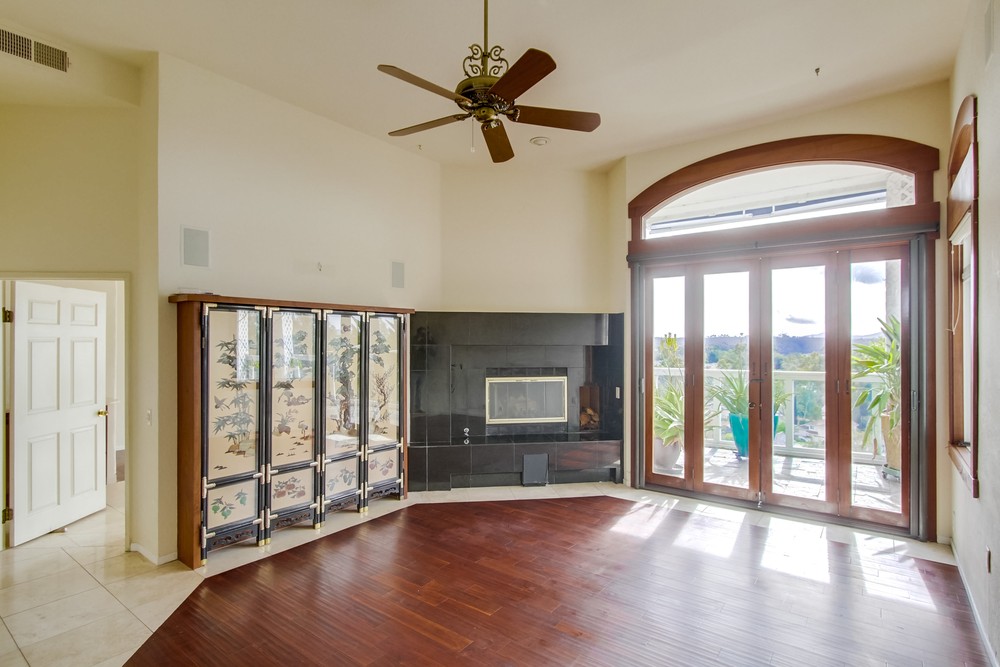 Virtual tour photo 14 of 60 for 11031 Caminito Vista Pacifica