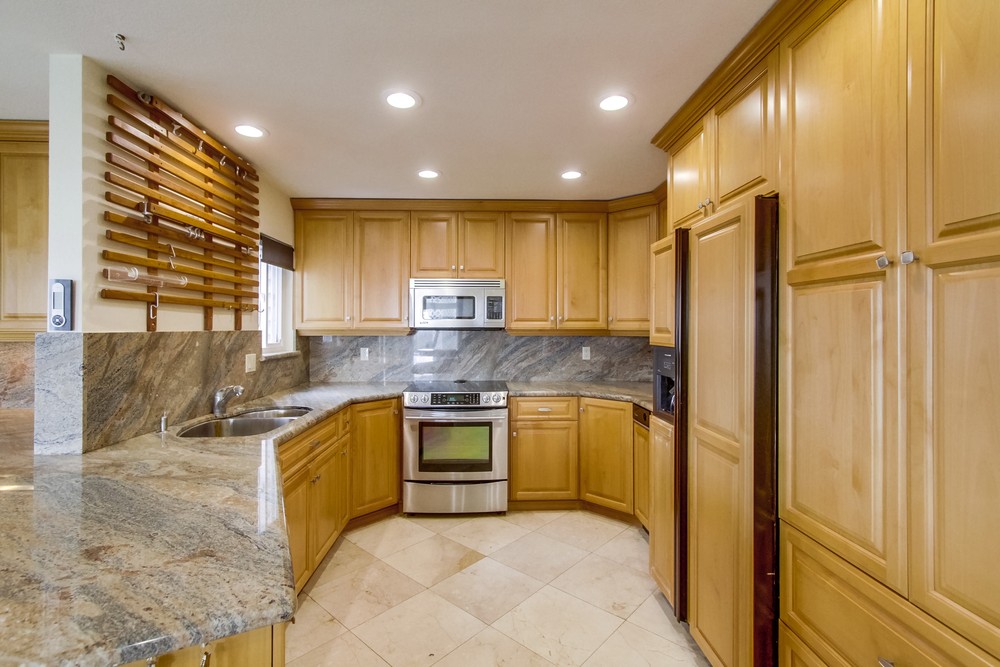 Virtual tour photo 25 of 60 for 11031 Caminito Vista Pacifica