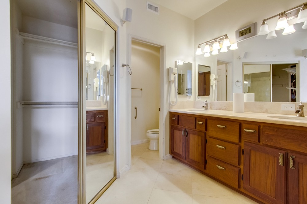 Virtual tour photo 40 of 60 for 11031 Caminito Vista Pacifica