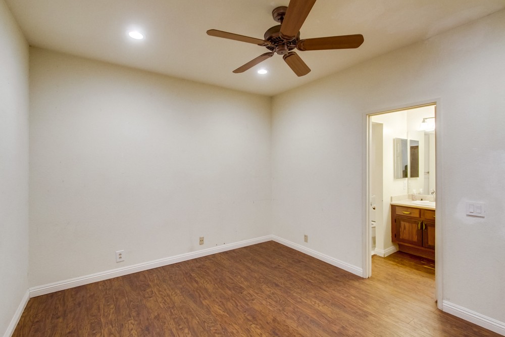 Virtual tour photo 44 of 60 for 11031 Caminito Vista Pacifica