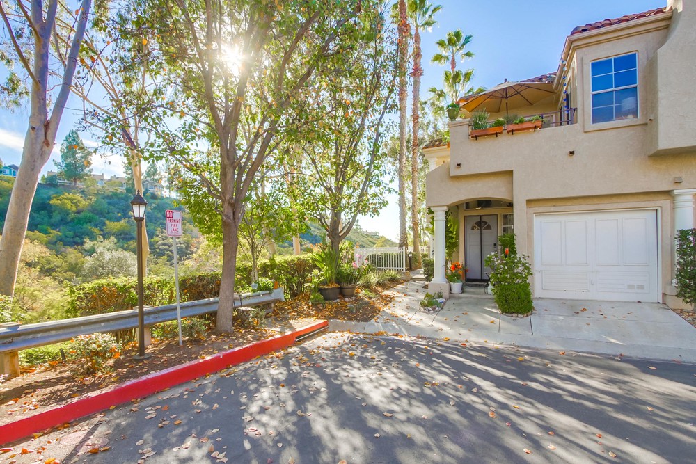 Virtual tour photo 3 of 90 for 11038 Portobelo Dr
