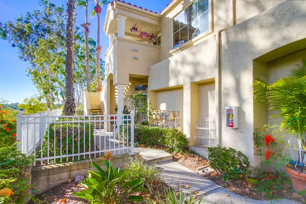 Virtual tour photo 4 of 90 for 11038 Portobelo Dr