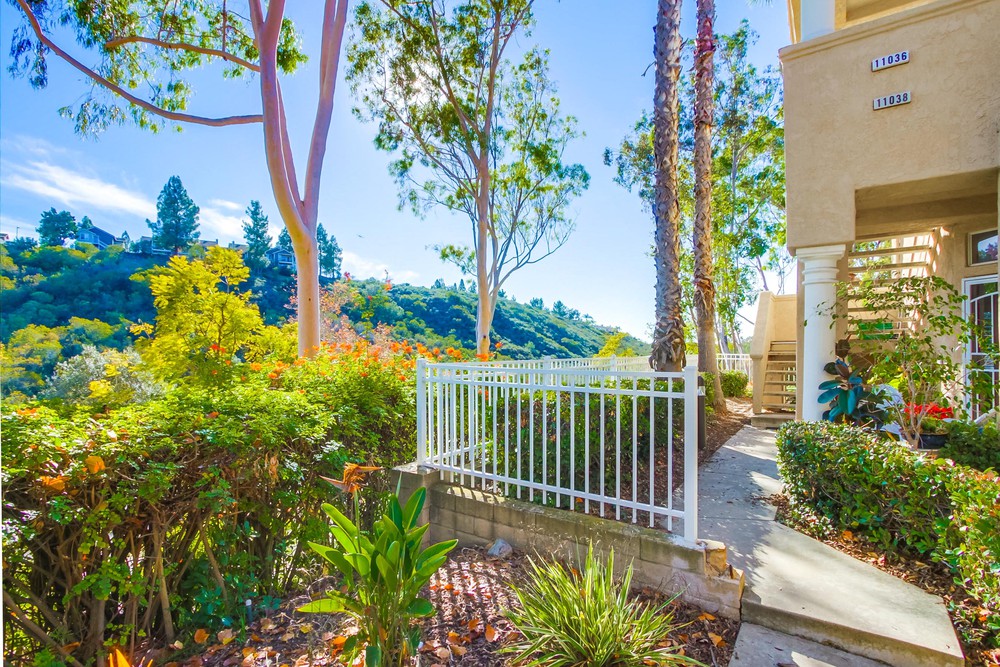 Virtual tour photo 5 of 90 for 11038 Portobelo Dr