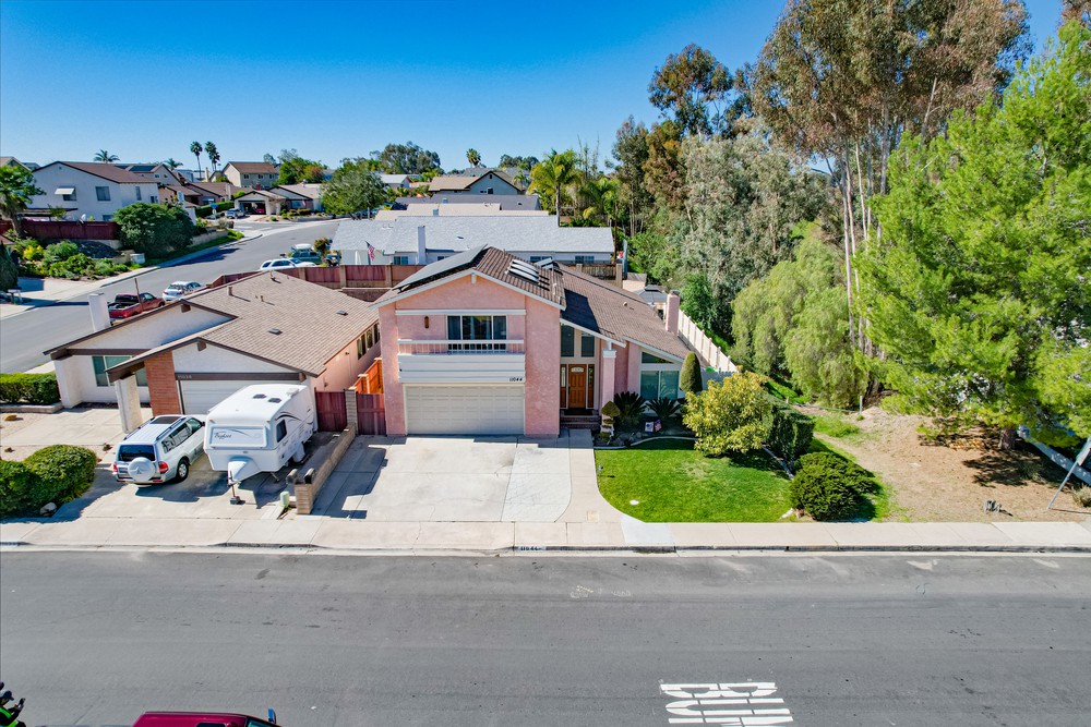 Virtual tour photo 6 of 35 for 11044 Blythe Rd