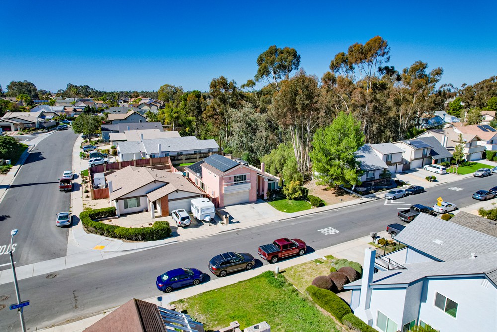 Virtual tour photo 8 of 35 for 11044 Blythe Rd