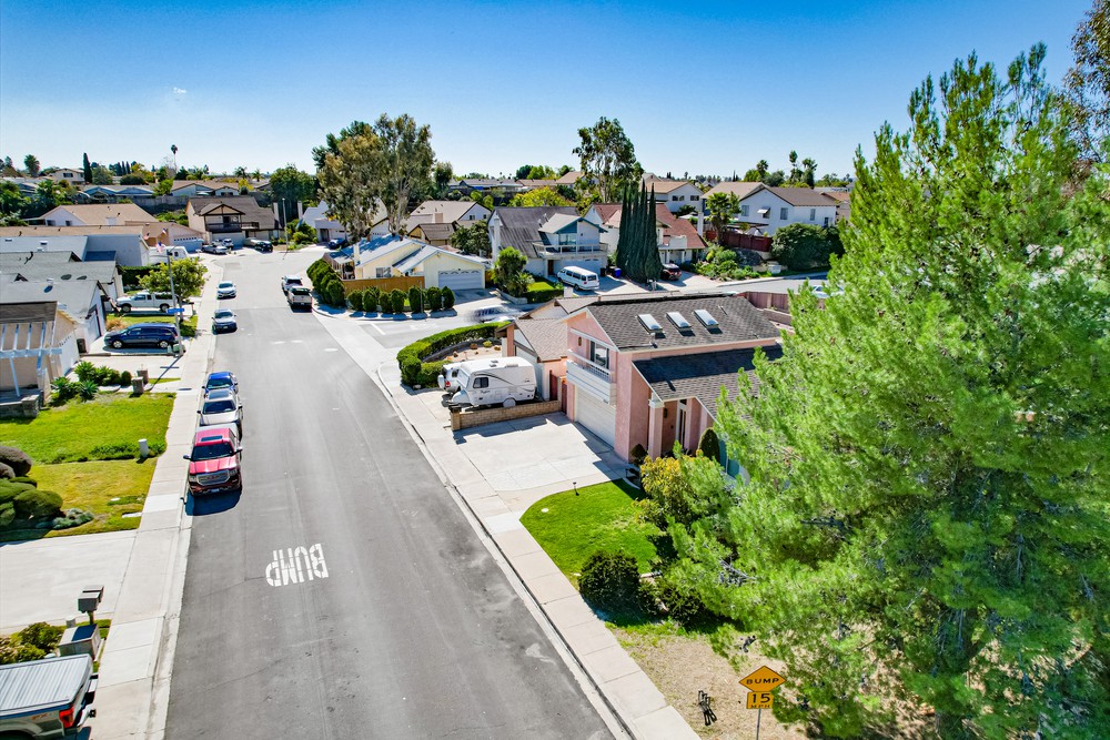 Virtual tour photo 10 of 35 for 11044 Blythe Rd