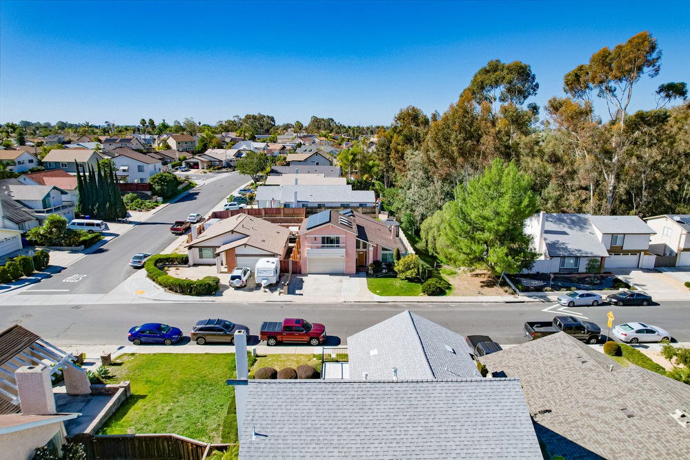 Virtual tour photo 12 of 35 for 11044 Blythe Rd