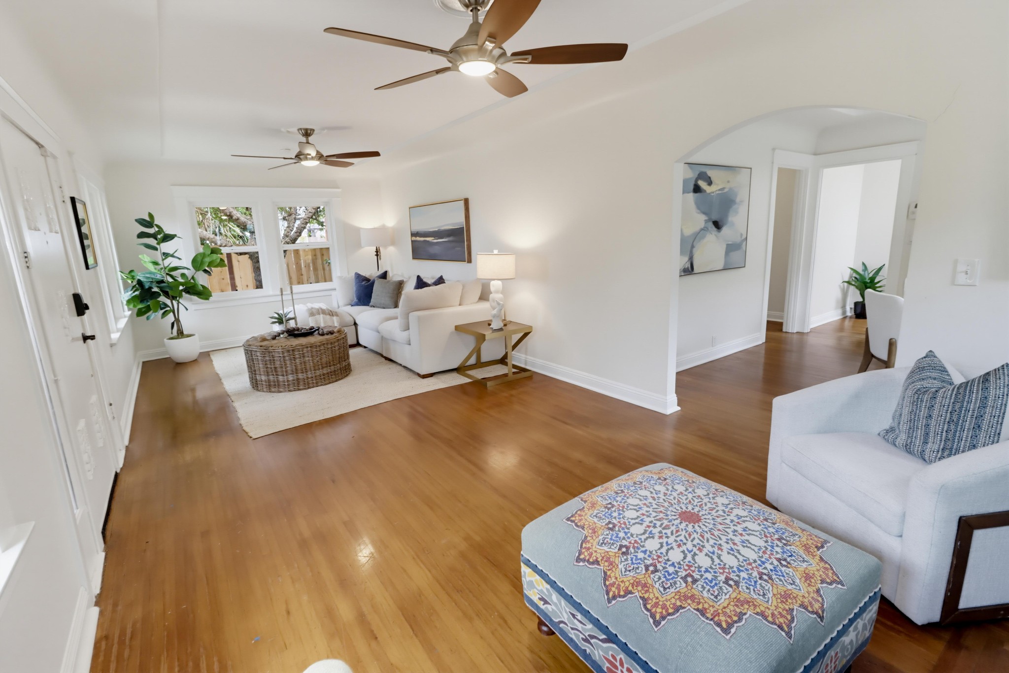 Virtual tour photo 20 of 64 for 1105 E 6th St