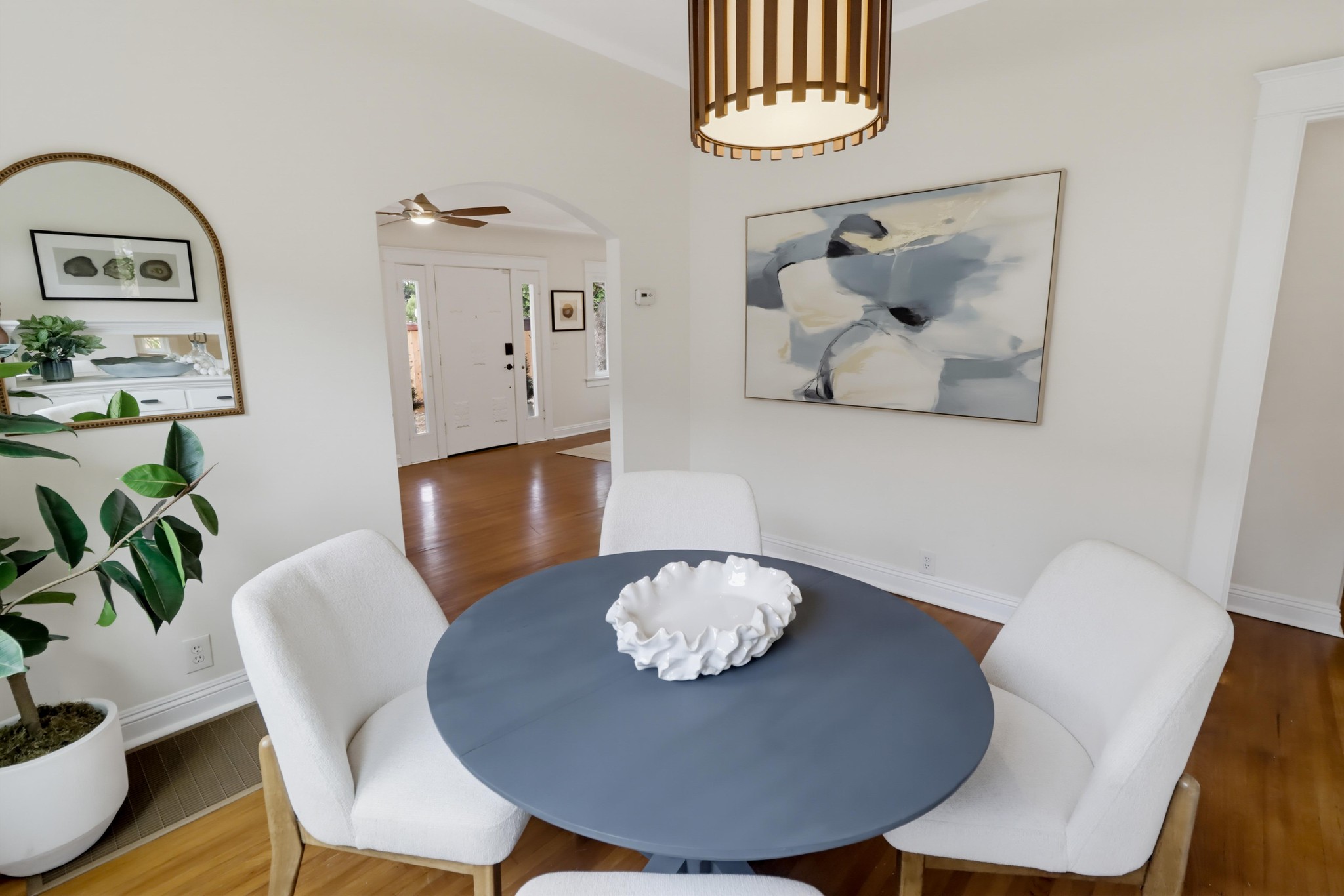 Virtual tour photo 25 of 64 for 1105 E 6th St