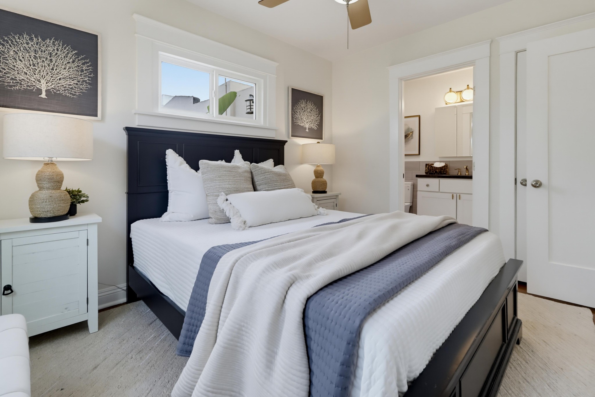 Virtual tour photo 39 of 64 for 1105 E 6th St