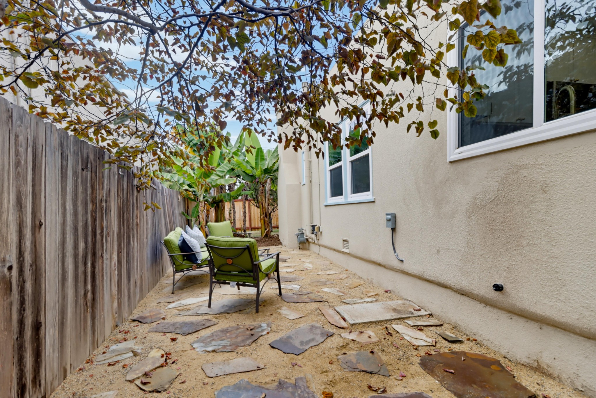 Virtual tour photo 48 of 64 for 1105 E 6th St