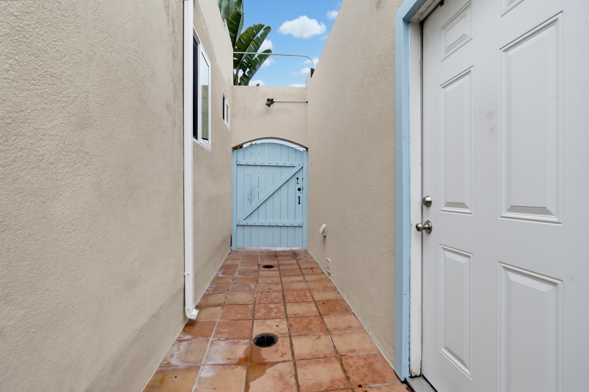 Virtual tour photo 58 of 64 for 1105 E 6th St