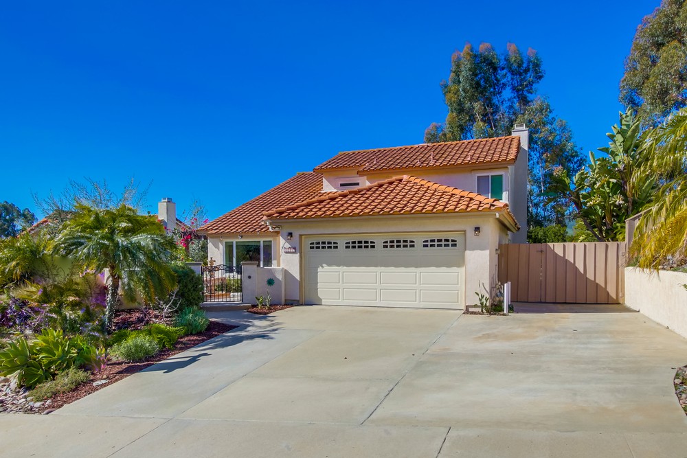 Virtual tour photo 1 of 47 for 11052 Morning Creek Dr S