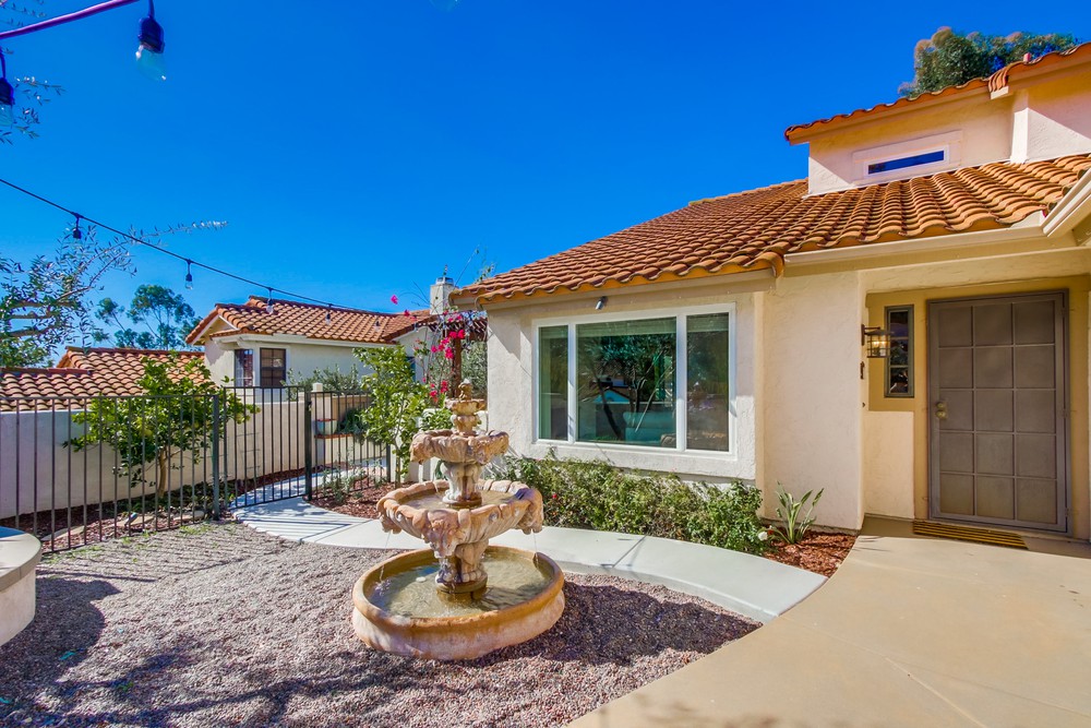 Virtual tour photo 4 of 47 for 11052 Morning Creek Dr S