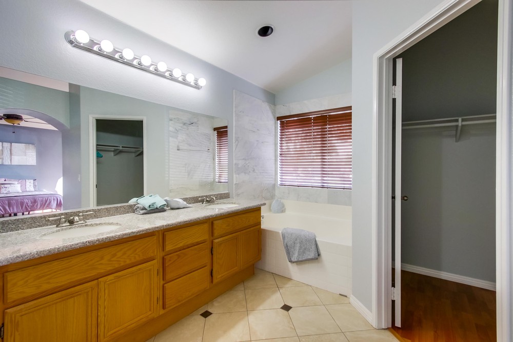 Virtual tour photo 27 of 44 for 11057 Ice Skate Pl
