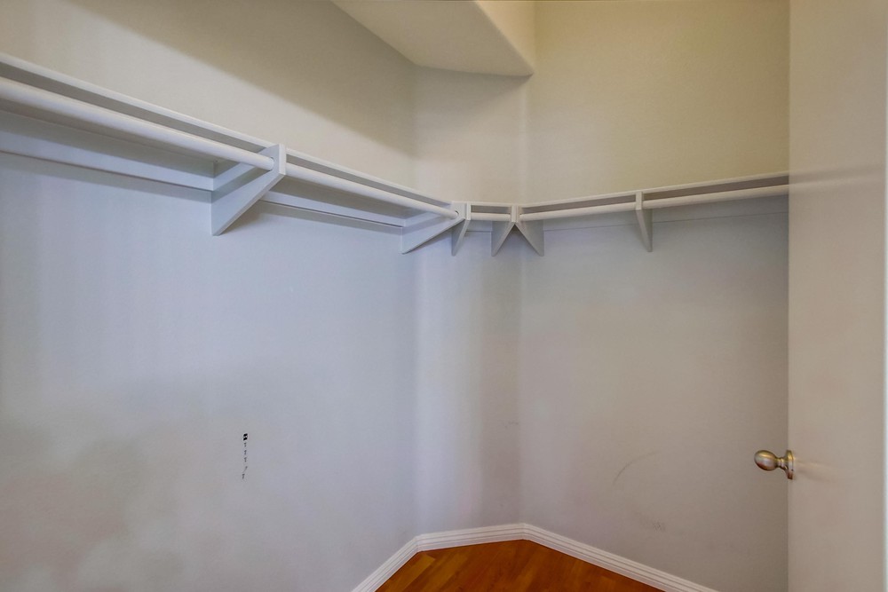 Virtual tour photo 31 of 44 for 11057 Ice Skate Pl