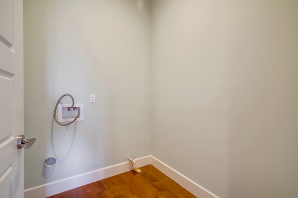 Virtual tour photo 50 of 67 for 1108 Concord St