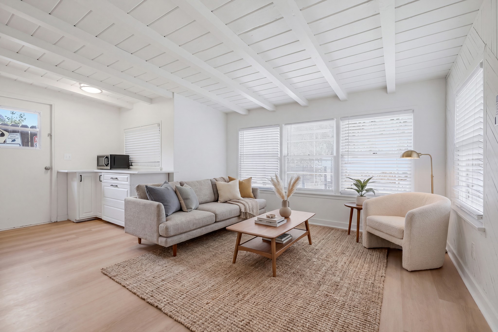 Virtual tour photo 40 of 43 for 1108 W Acacia Ave