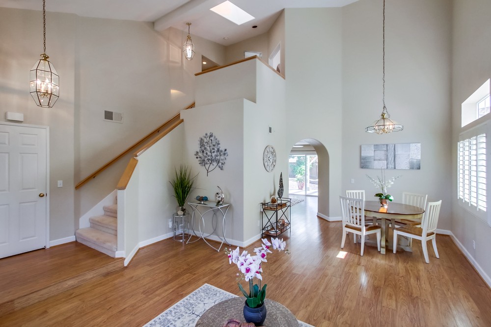 Virtual tour photo 5 of 43 for 11091 Weatherwood Terrace
