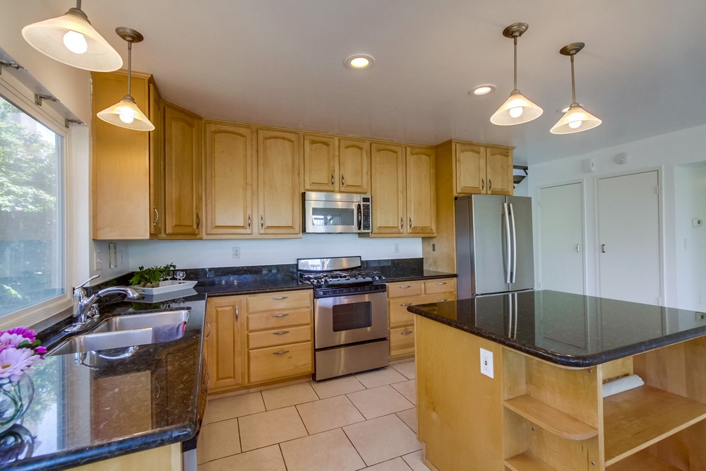 Virtual tour photo 17 of 48 for 11098 Crater Dr