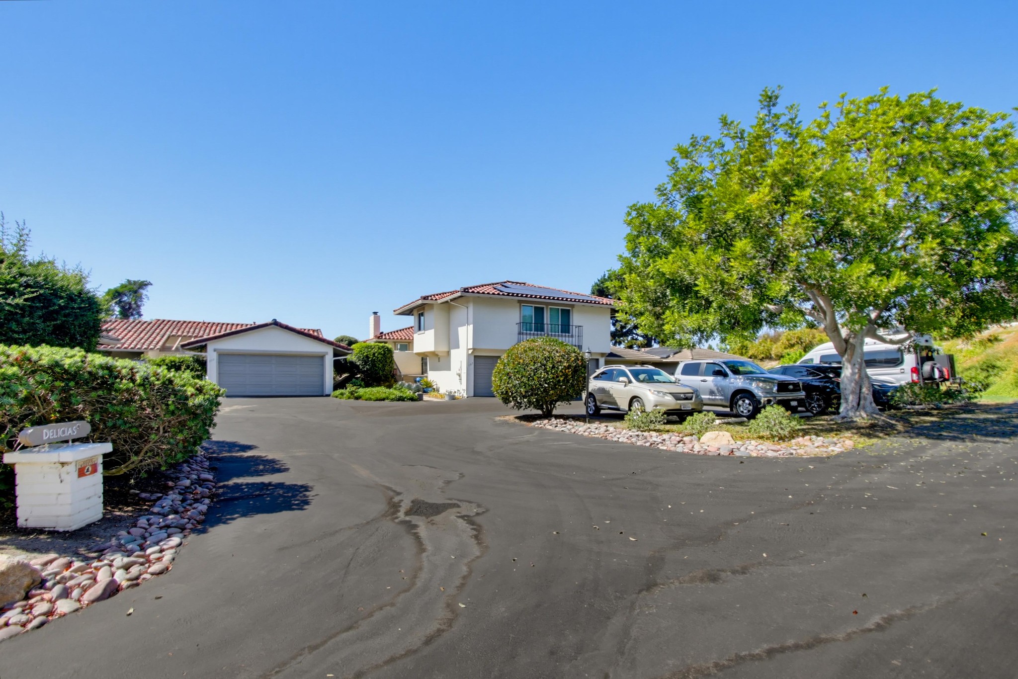 Virtual tour photo 1 of 87 for 111 Delicias Ct