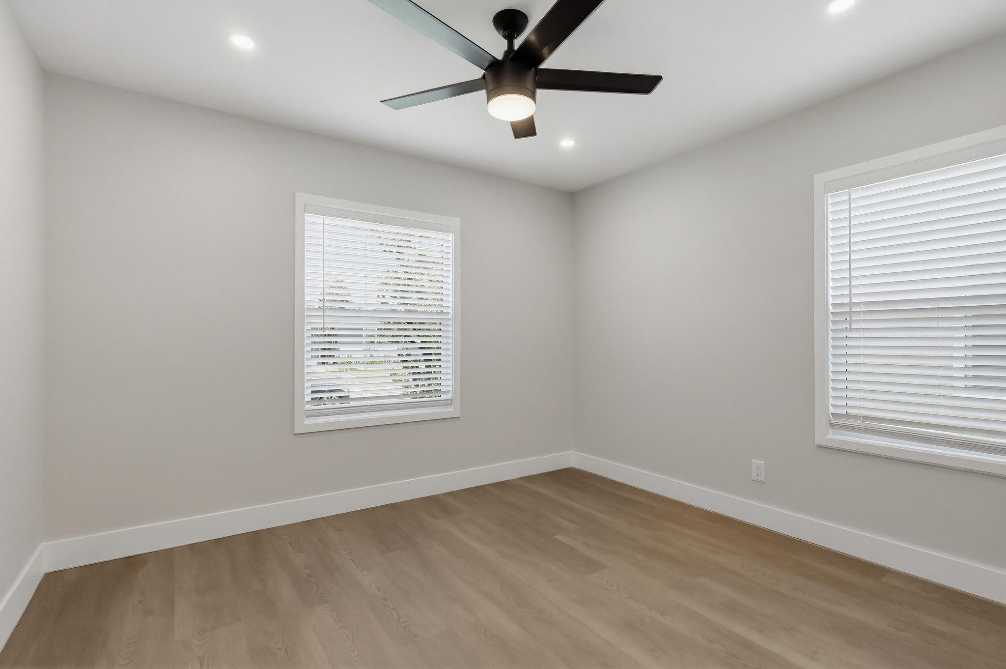 Virtual tour photo 31 of 70 for 11100 Allerton St