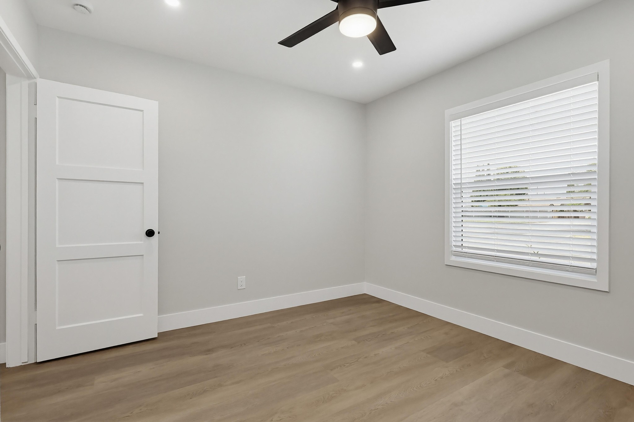 Virtual tour photo 32 of 70 for 11100 Allerton St