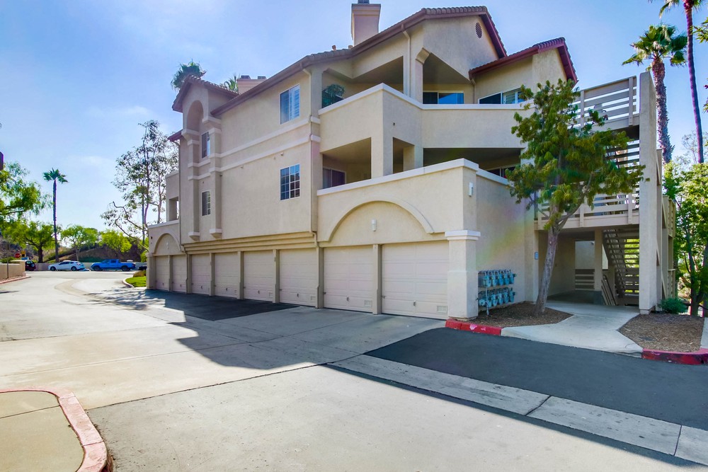 Virtual tour photo 1 of 37 for 11115 Affinity Ct UNIT 10