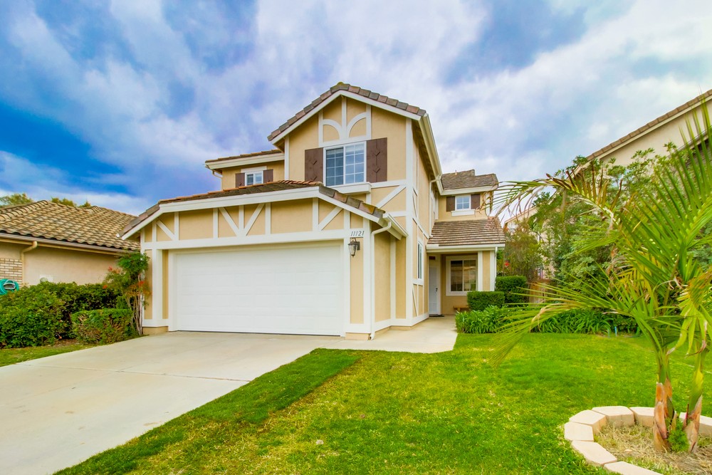 Virtual tour photo 1 of 49 for 11121 Roxboro Rd