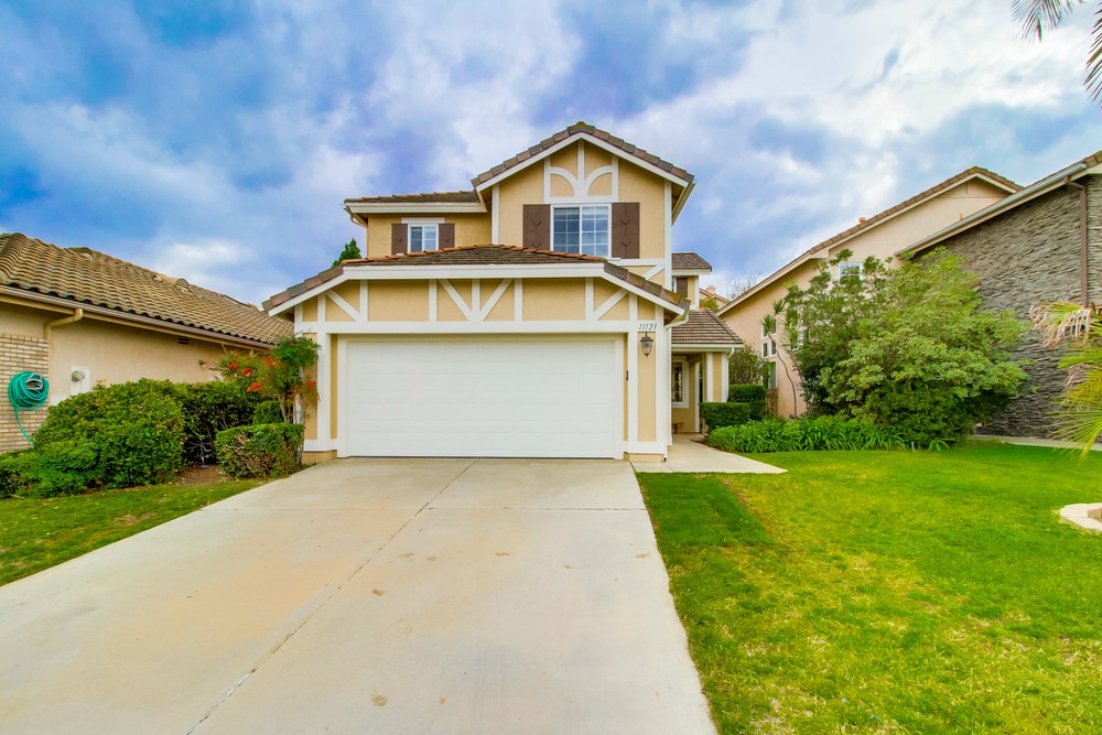 Virtual tour photo 4 of 49 for 11121 Roxboro Rd