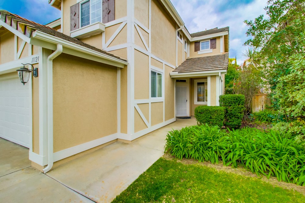 Virtual tour photo 6 of 49 for 11121 Roxboro Rd
