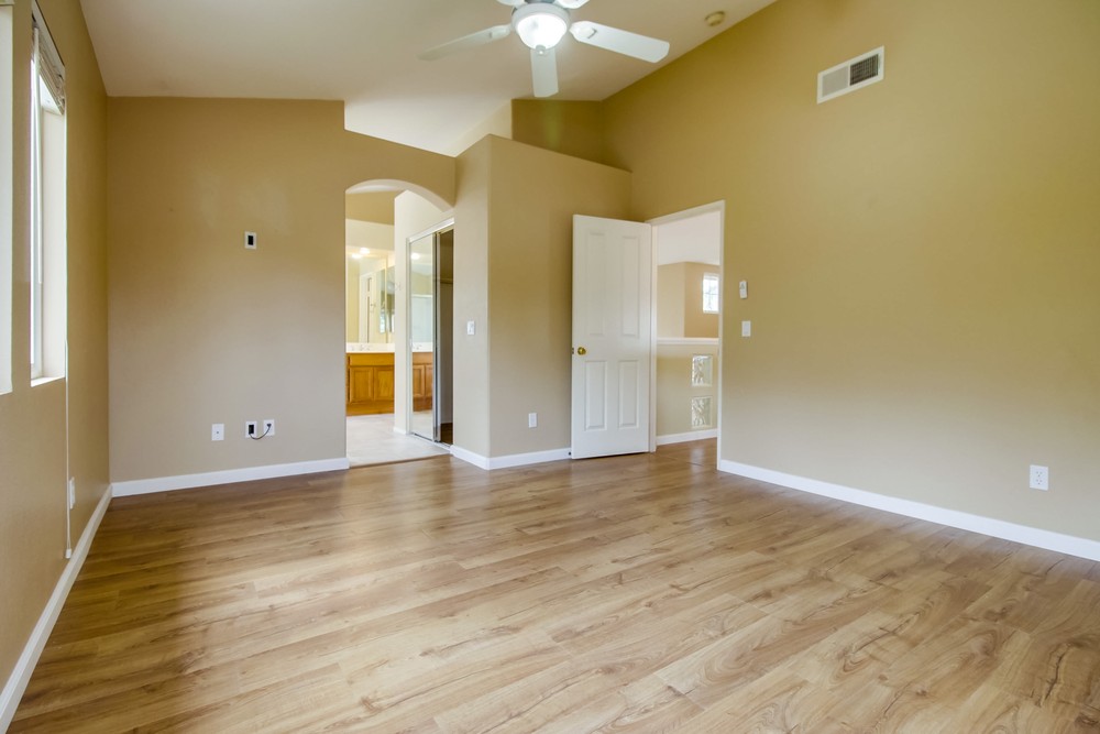 Virtual tour photo 29 of 49 for 11121 Roxboro Rd