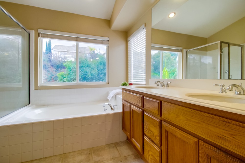Virtual tour photo 33 of 49 for 11121 Roxboro Rd