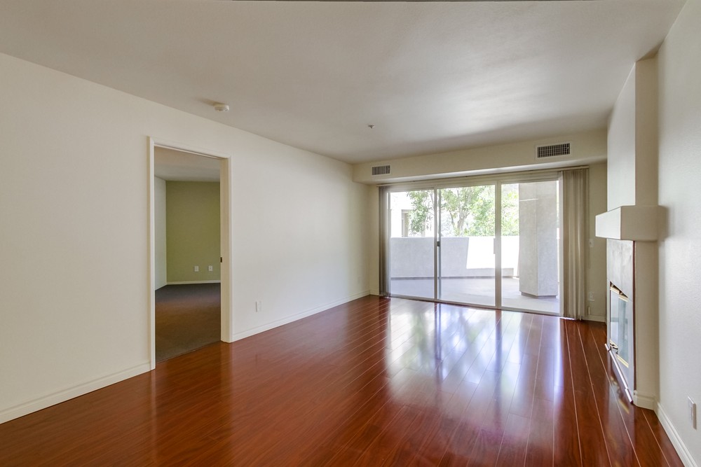Virtual tour photo 5 of 30 for 11135 Affinity Ct UNIT 17
