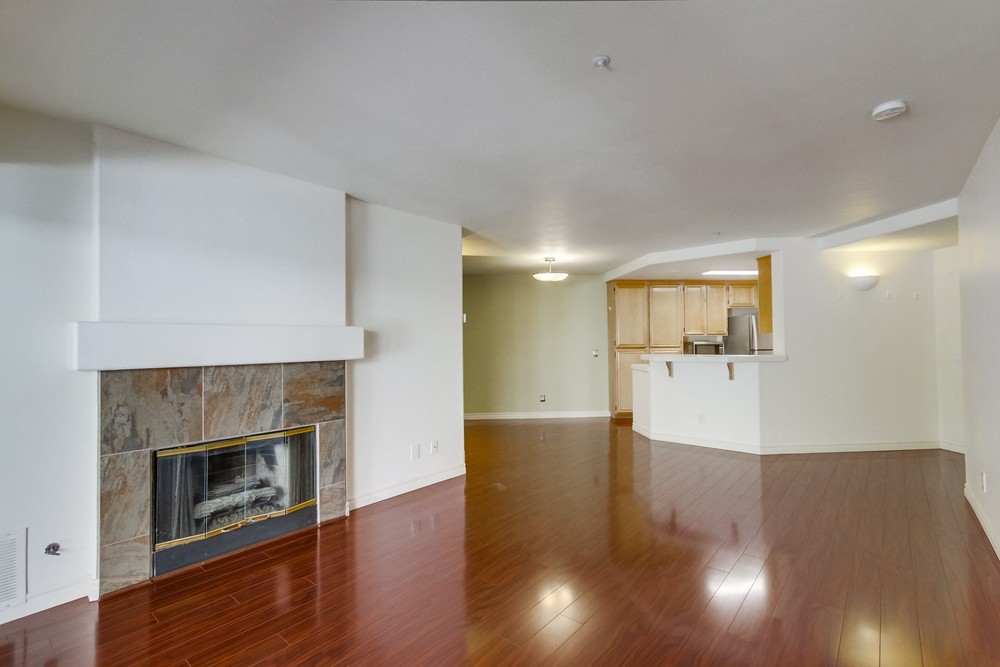 Virtual tour photo 6 of 30 for 11135 Affinity Ct UNIT 17