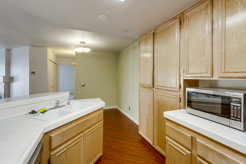 Virtual tour photo 10 of 30 for 11135 Affinity Ct UNIT 17