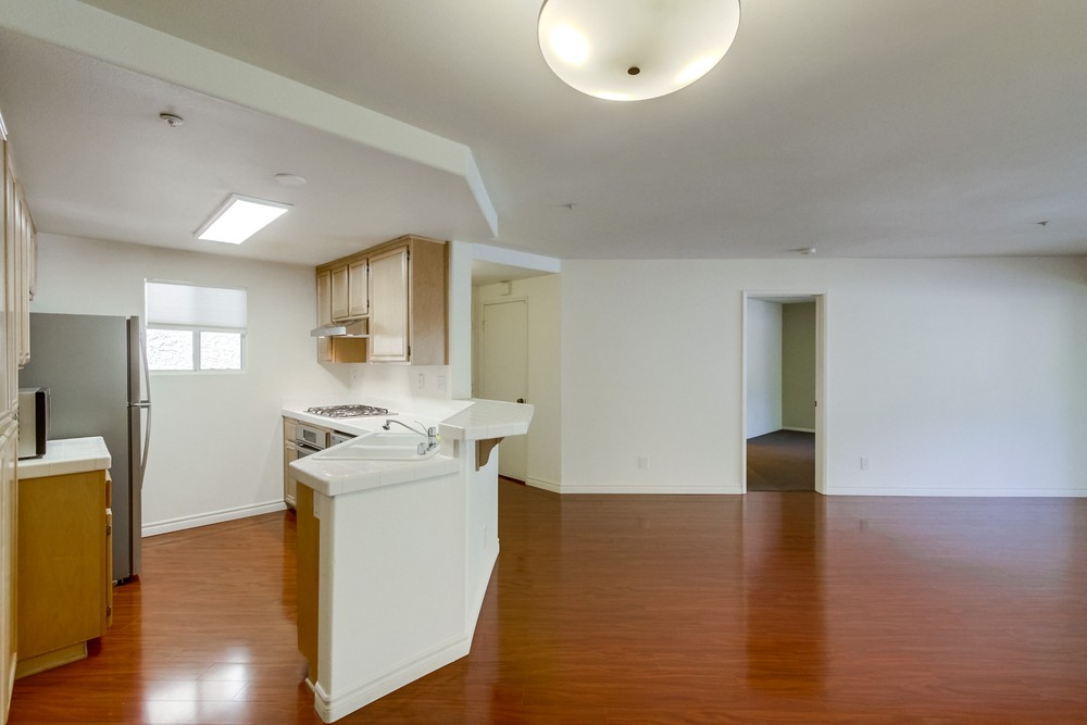 Virtual tour photo 12 of 30 for 11135 Affinity Ct UNIT 17