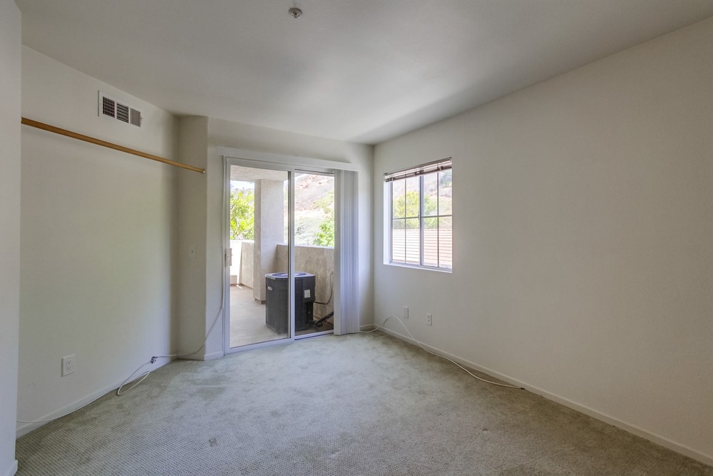 Virtual tour photo 20 of 30 for 11135 Affinity Ct UNIT 17