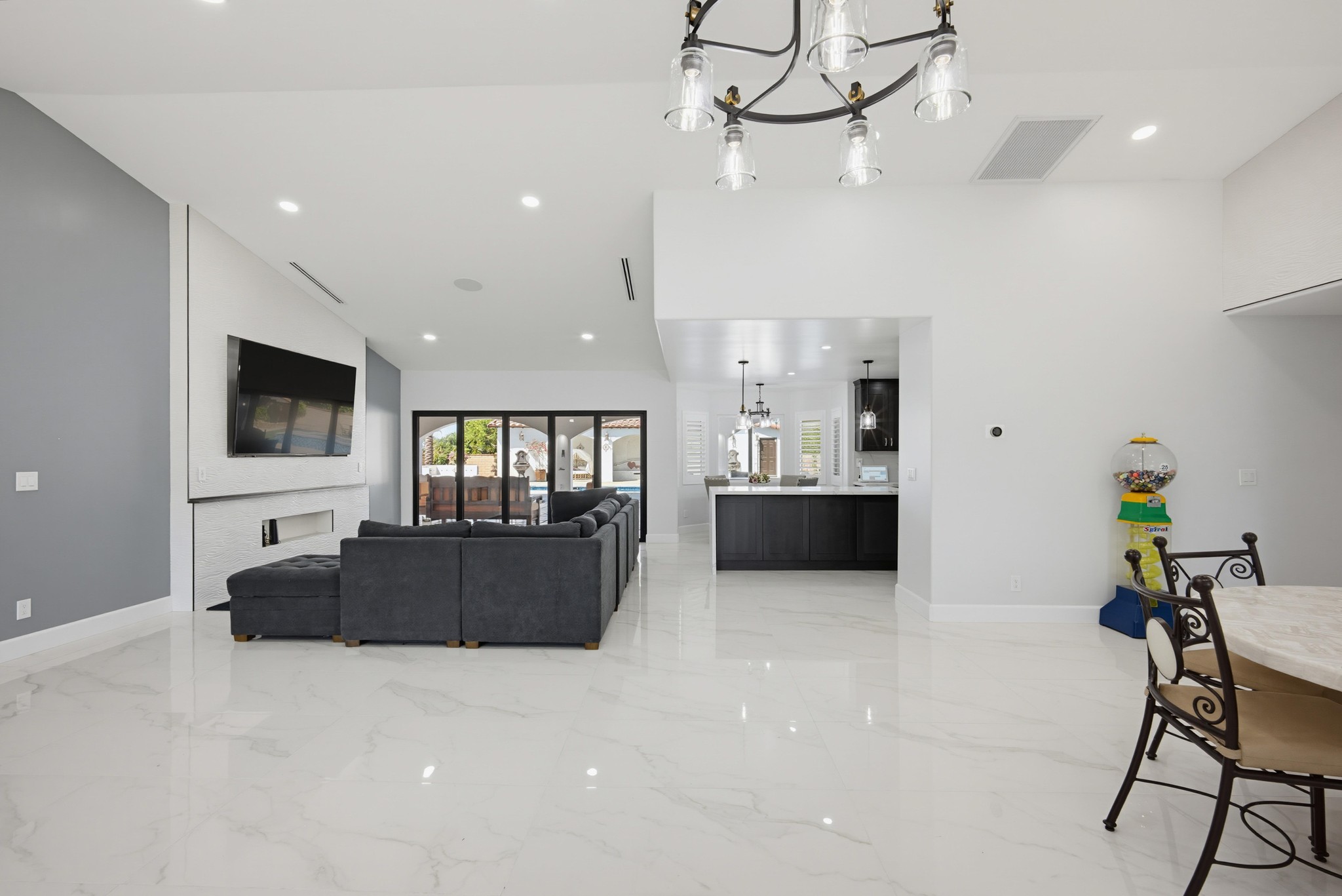 Virtual tour photo 10 of 85 for 11135 Aldren Ct