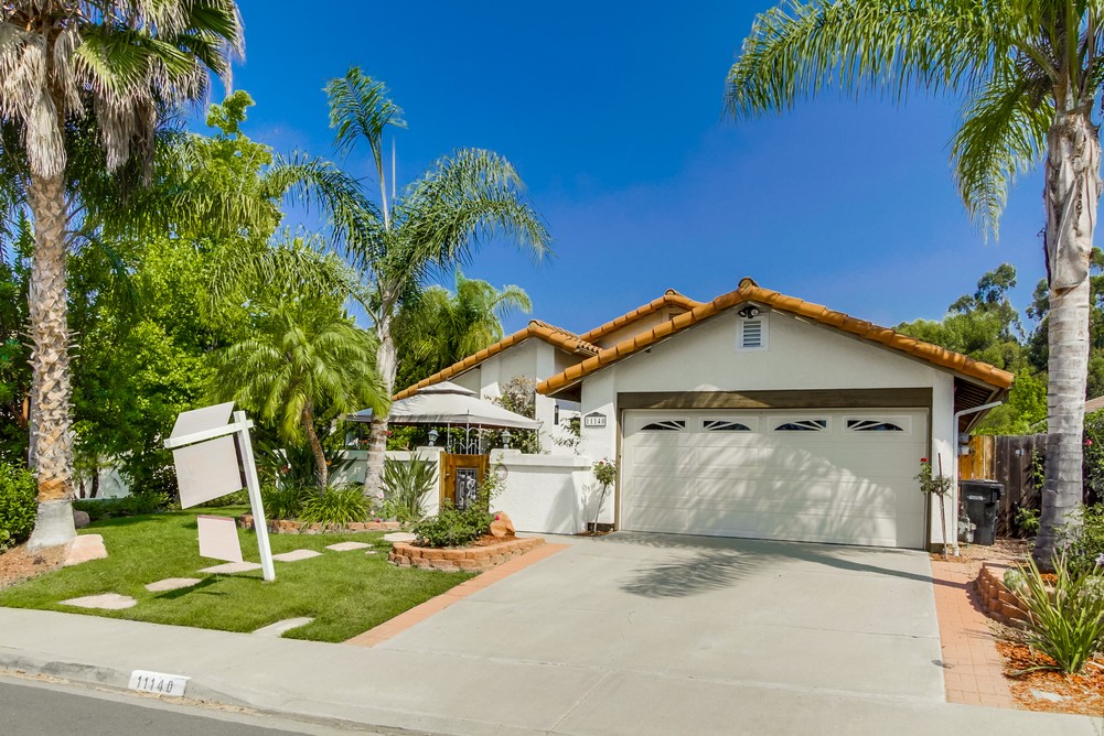 Virtual tour photo 3 of 42 for 11140 Southridge Way