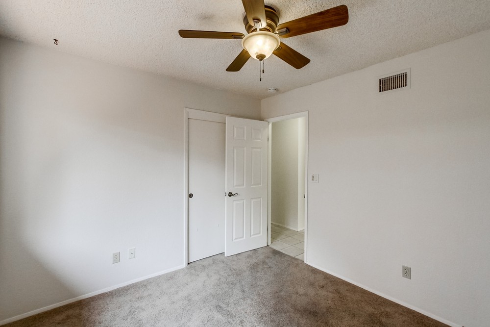 Virtual tour photo 35 of 42 for 11140 Southridge Way