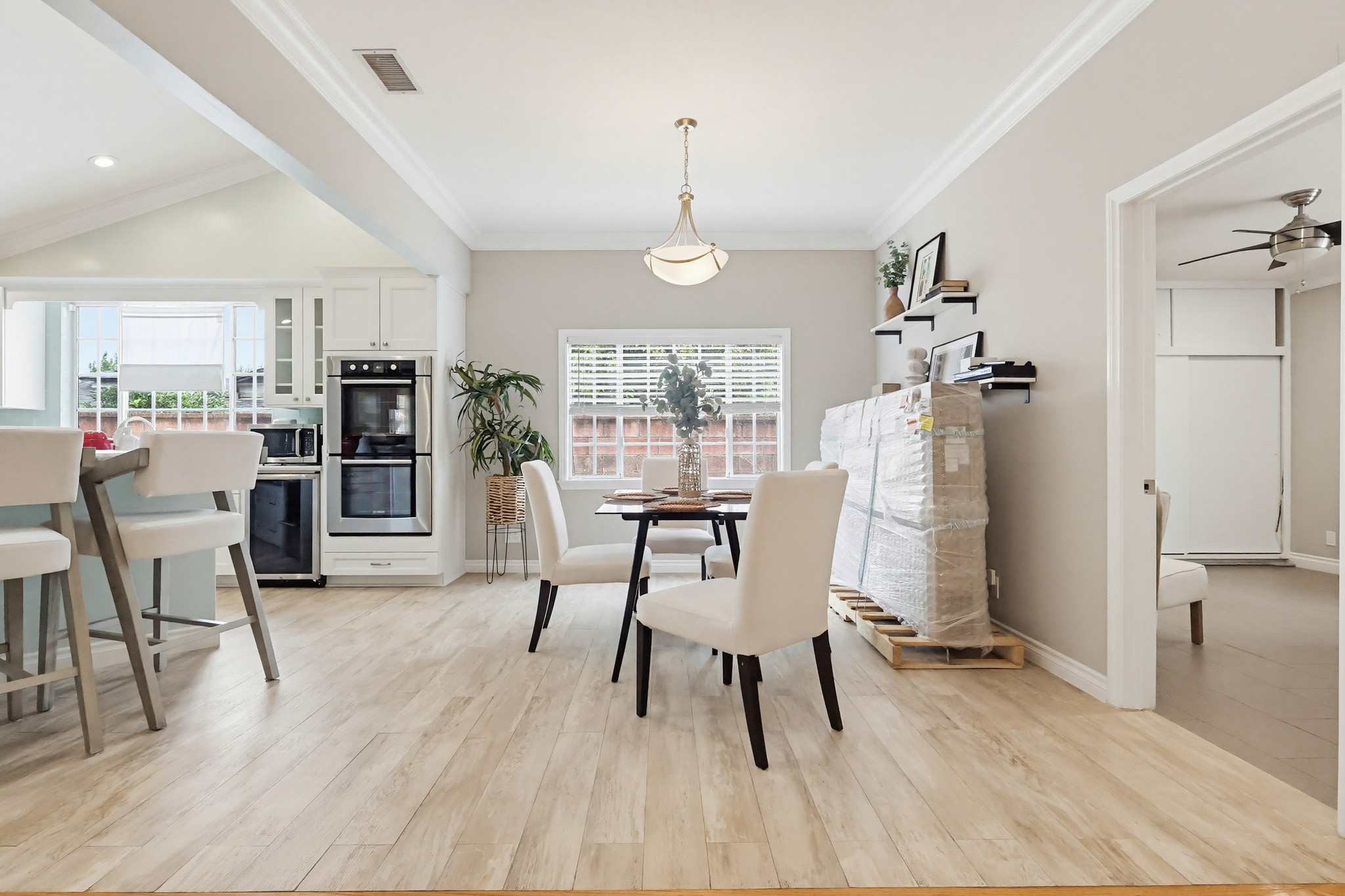 Virtual tour photo 32 of 110 for 1115 W Briarcroft Rd